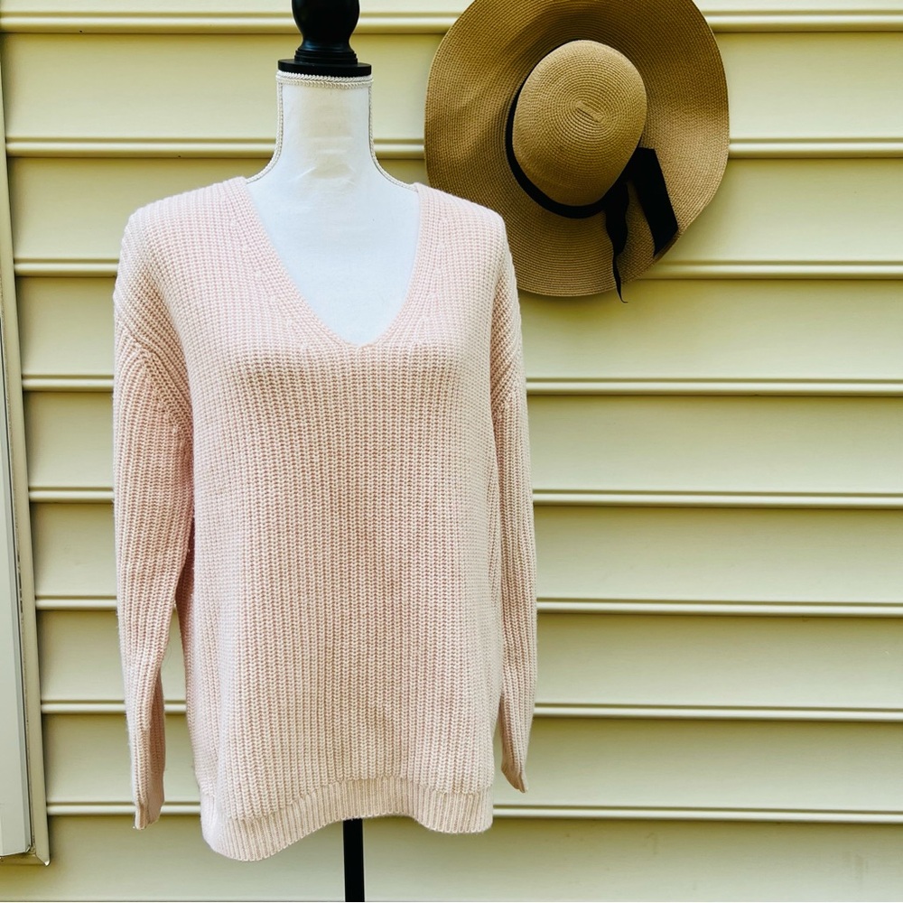White + Warren Pink V-Neck Sweater with Relaxed Fit
